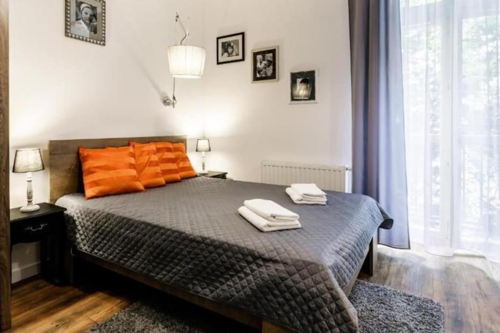Lovely Old Town Apartament